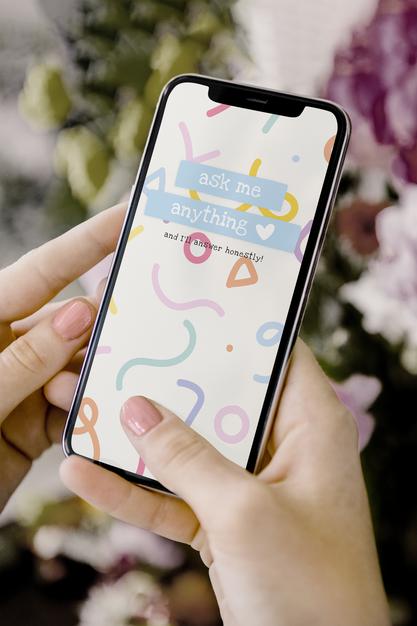 Mobile Phone Screen Mockup With Social Media Story Ask Me Anything Quiz Psd