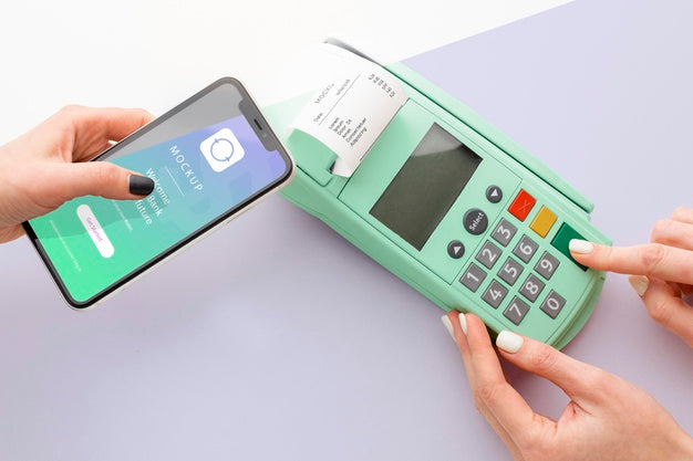 Mock-Up E-Payment With Smartphone And Payment Terminal Psd