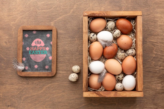 Mock-Up Eggs And Frame Psd