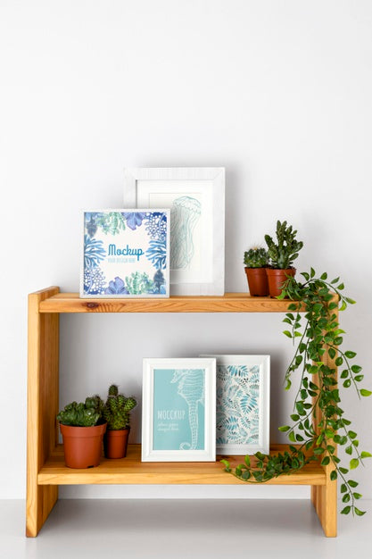 Mock Up Frame On Table Psd