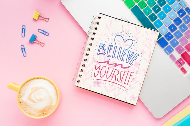 Mock-Up Positive Message On Notebook Psd