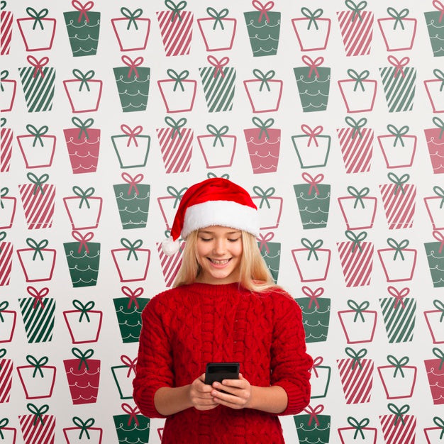 Mock-Up Young Girl Looking At Mobile Psd