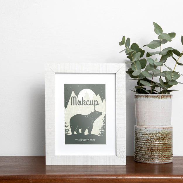Mockup Frame On Table Psd