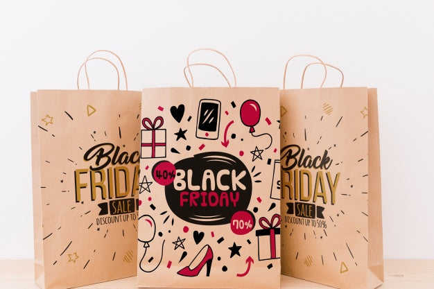 Mockup Of Various Shopping Bags For Black Friday Psd