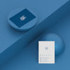 Monochromatical Blue Scene With Business Card Mockup Psd