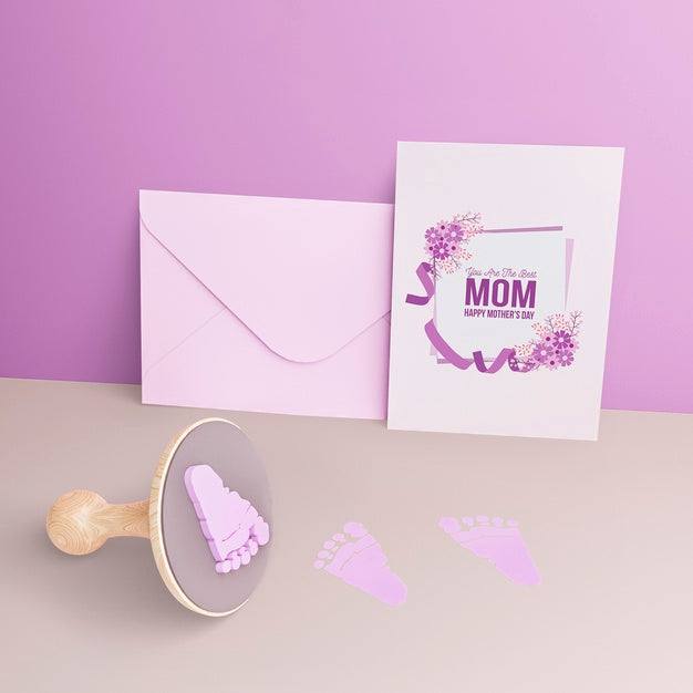 Mother'S Day Card And Envelope With Mock-Up Psd