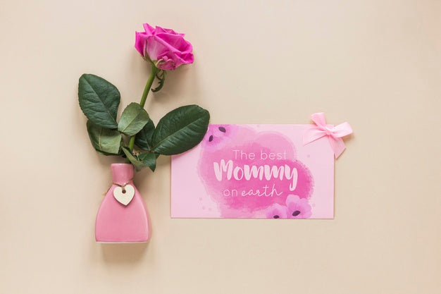 Mothers Day Card Mockup With Flowers Psd