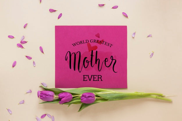 Mothers Day Card Mockup With Flowers Psd