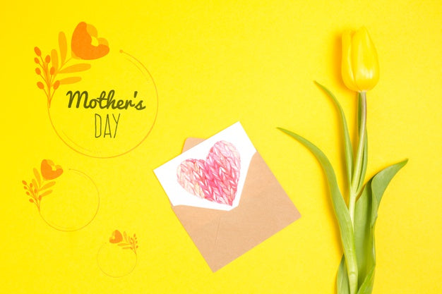 Mothers Day Card Mockup With Flowers Psd