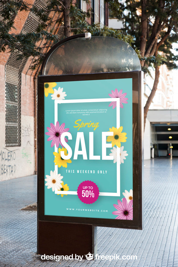 Mupi Mockup Template In City Psd