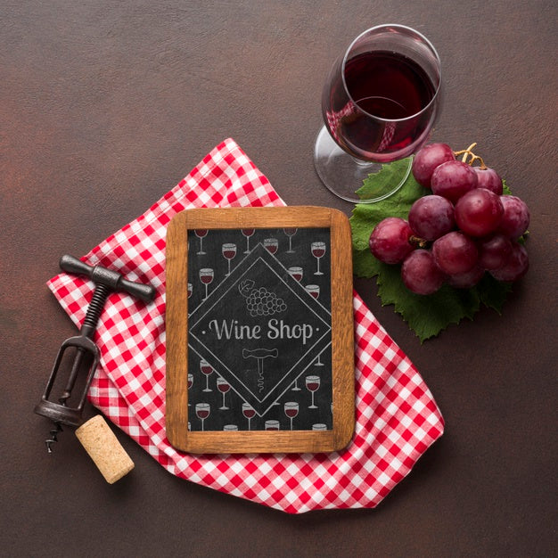 Natural Wine In Glass With Frame Psd