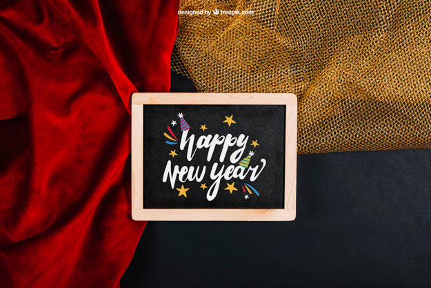New Year Mockup With Slate And Textile Psd