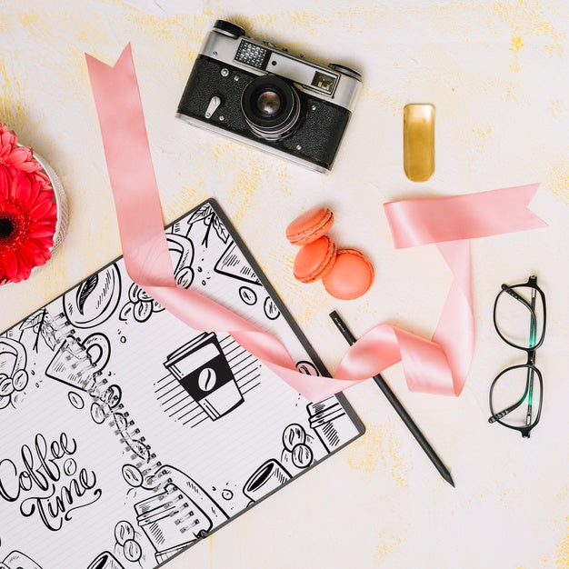 Notebook Mockup With Spring Concept Psd