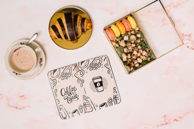 Notebook Mockup With Spring Concept Psd