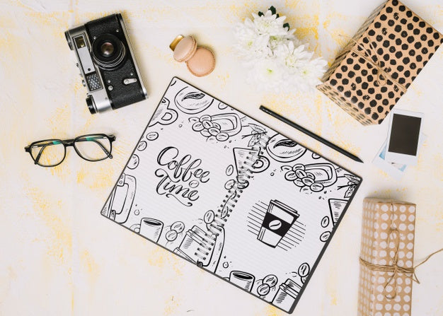 Notebook Mockup With Spring Concept Psd