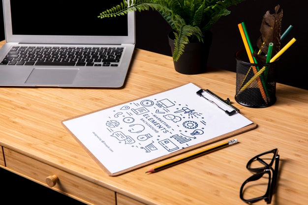 Notepad Mock-Up With Marketing Elements Psd