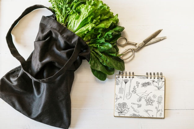 Notepad Mockup And Salad Psd