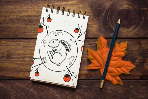 Notepad Mockup With Autumn Concept Psd