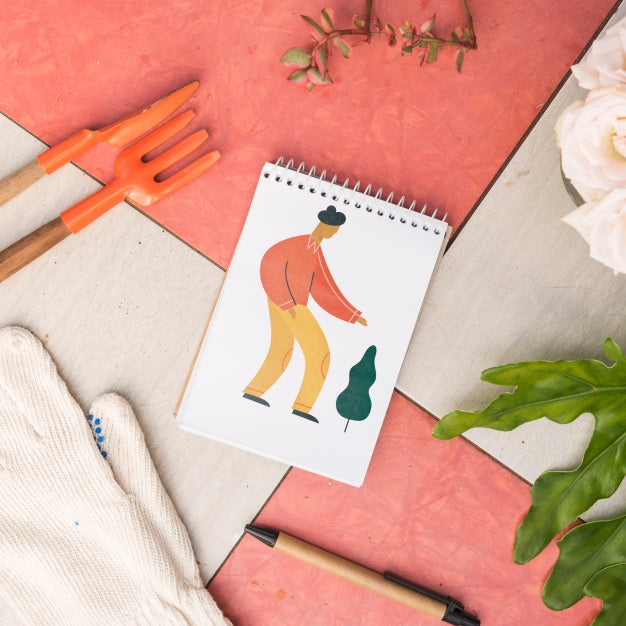 Notepad Mockup With Gardening Concept Psd