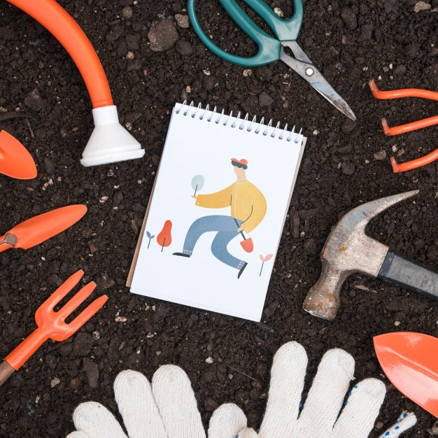 Notepad Mockup With Gardening Concept Psd