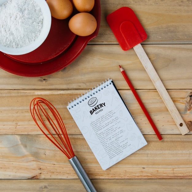 Notepad Mockup With Kitchen And Recipe Concept Psd