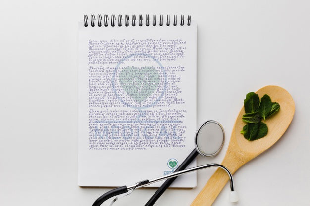 Notepad With Mint Leaves Flat Lay Psd