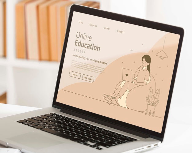 Online Education Concept With Laptop Psd