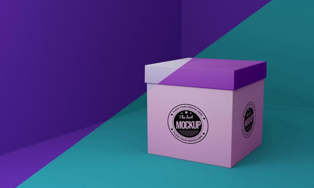 Packaging Box Concept Mock-Up Psd