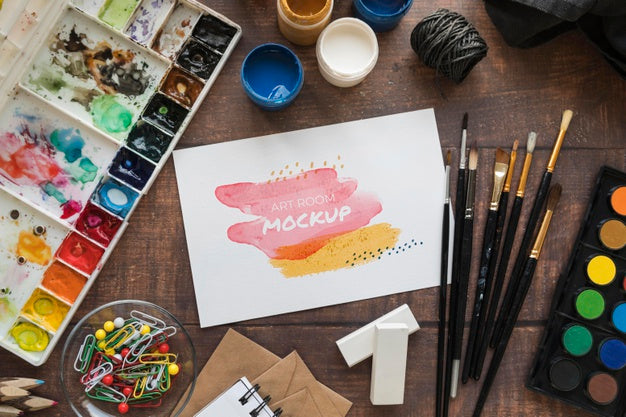 Painting Palette And Brushes Psd