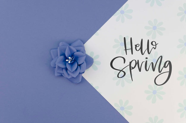 Paper Flowers Ornament On Table Psd