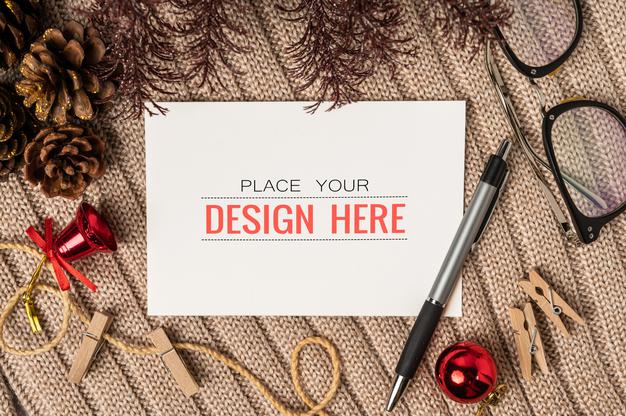 Paper Greeting Card Psd Mockup Psd