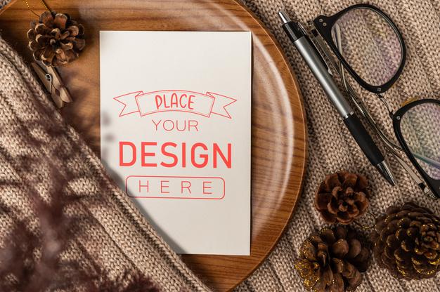 Paper Greeting Card Psd Mockup Psd
