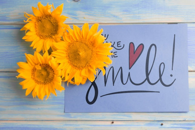 Paper Mockup With Floral Decoration Psd