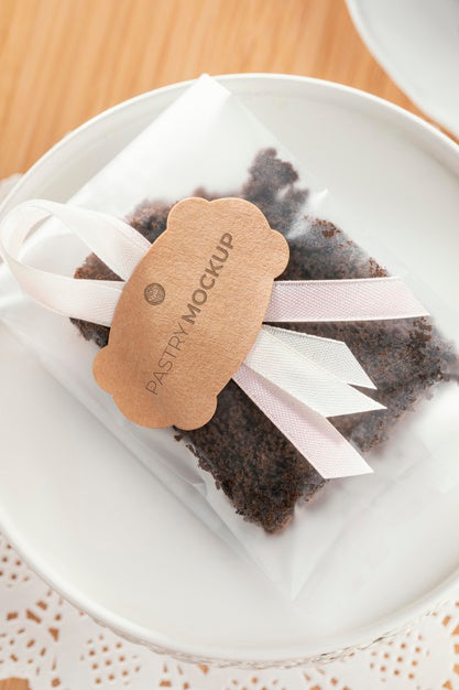 Pastry In Transparent Packaging Flat Lay Psd