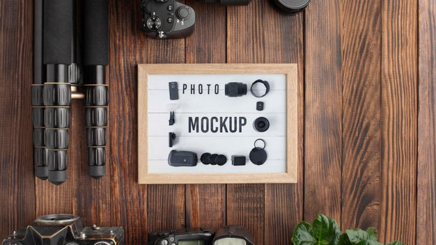 Photographer Workshop With Frame Mock-Up Psd