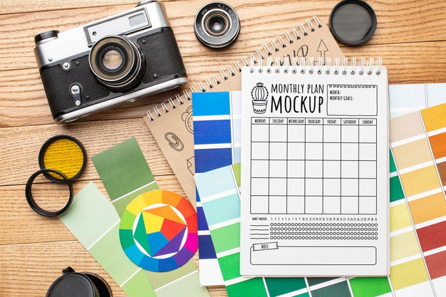 Photographer Workshop With Notebook Mock-Up Psd