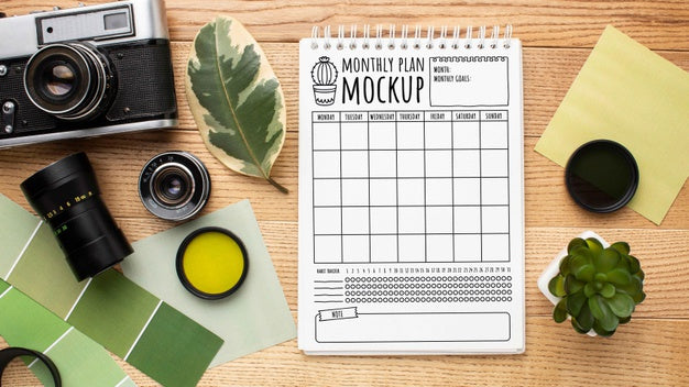 Photographer Workshop With Notebook Mock-Up Psd