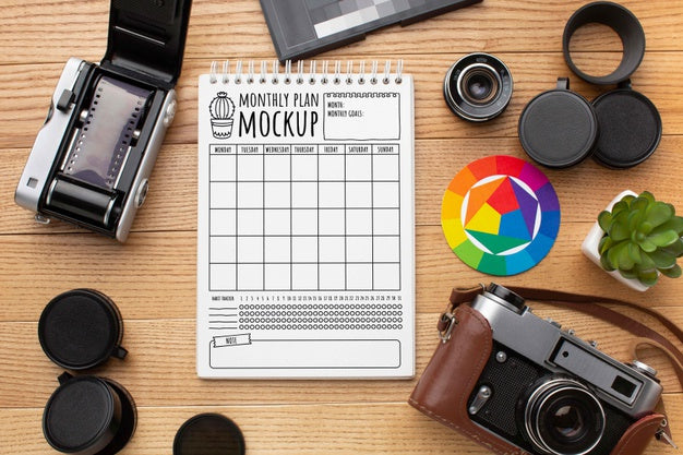 Photographer Workshop With Notebook Mock-Up Psd