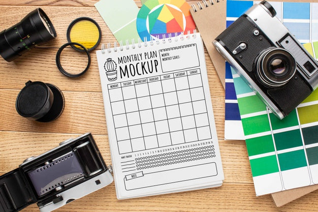 Photographer Workshop With Notebook Mock-Up Psd