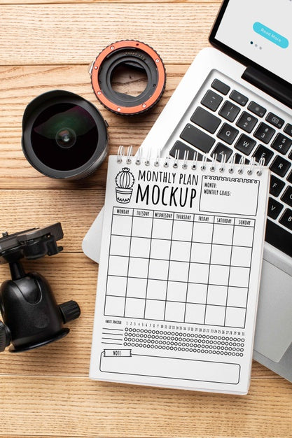 Photographer Workshop With Notebook Mock-Up Psd