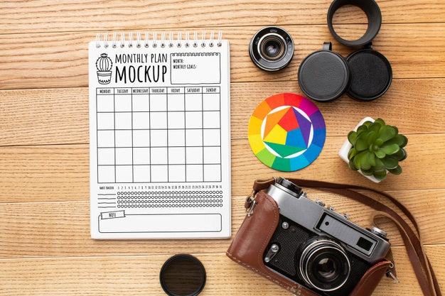 Photographer Workshop With Notebook Mock-Up Psd