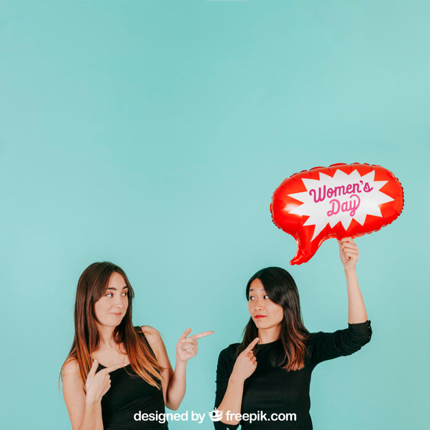 Pointing Women With Speech Balloon Mockup Psd