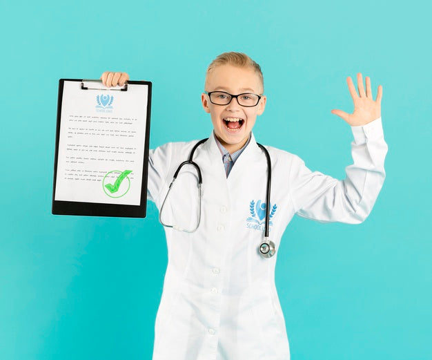 Portrait Of Happy Young Doctor Psd