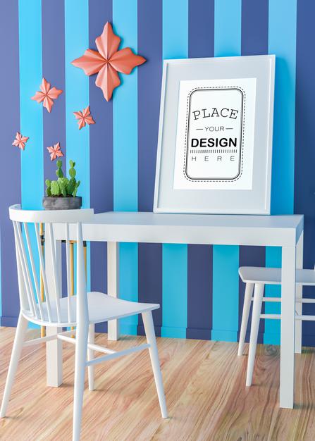 Poster Frame In Living Room Mockup Psd