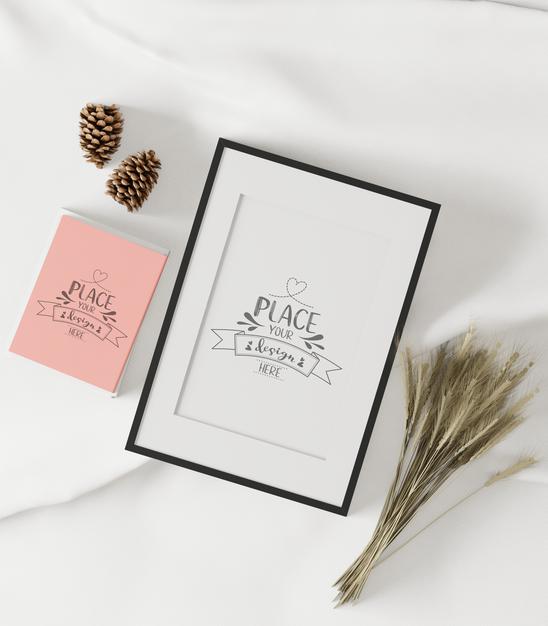 Poster Frame In Living Room Mockup Psd