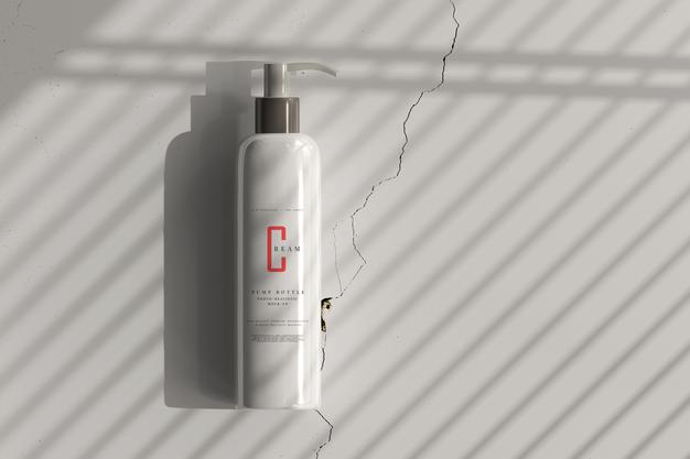 Pump Bottle Mockup Psd