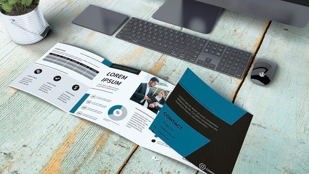 Quadfold Brochure Mockup Psd