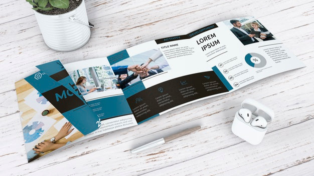 Quadfold Brochure Mockup Psd