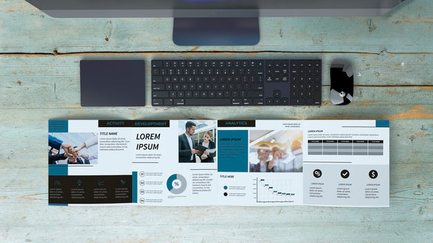 Quadfold Brochure Mockup Psd