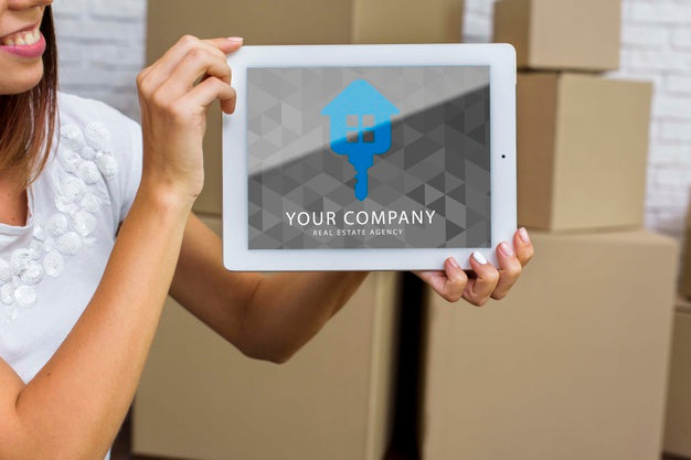 Real Estate Concept Mock-Up Psd